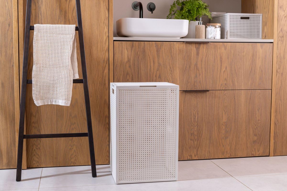 Curver Kaya Wäschekorb mit Deckel – 2er-Set – je 60 Liter – 38×29×58,5 cm – Weiß – Kunststoff – mit Belüftung