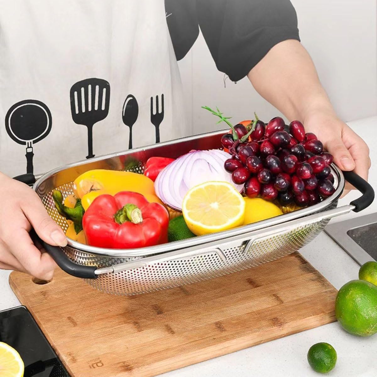 Scolapasta Acciaio Inox Da Lavello, Colino Cucina Per Il Lavaggio Di Verdura e Frutta, Estensibile, Utensili Da Cucina (Nero, Maglia)