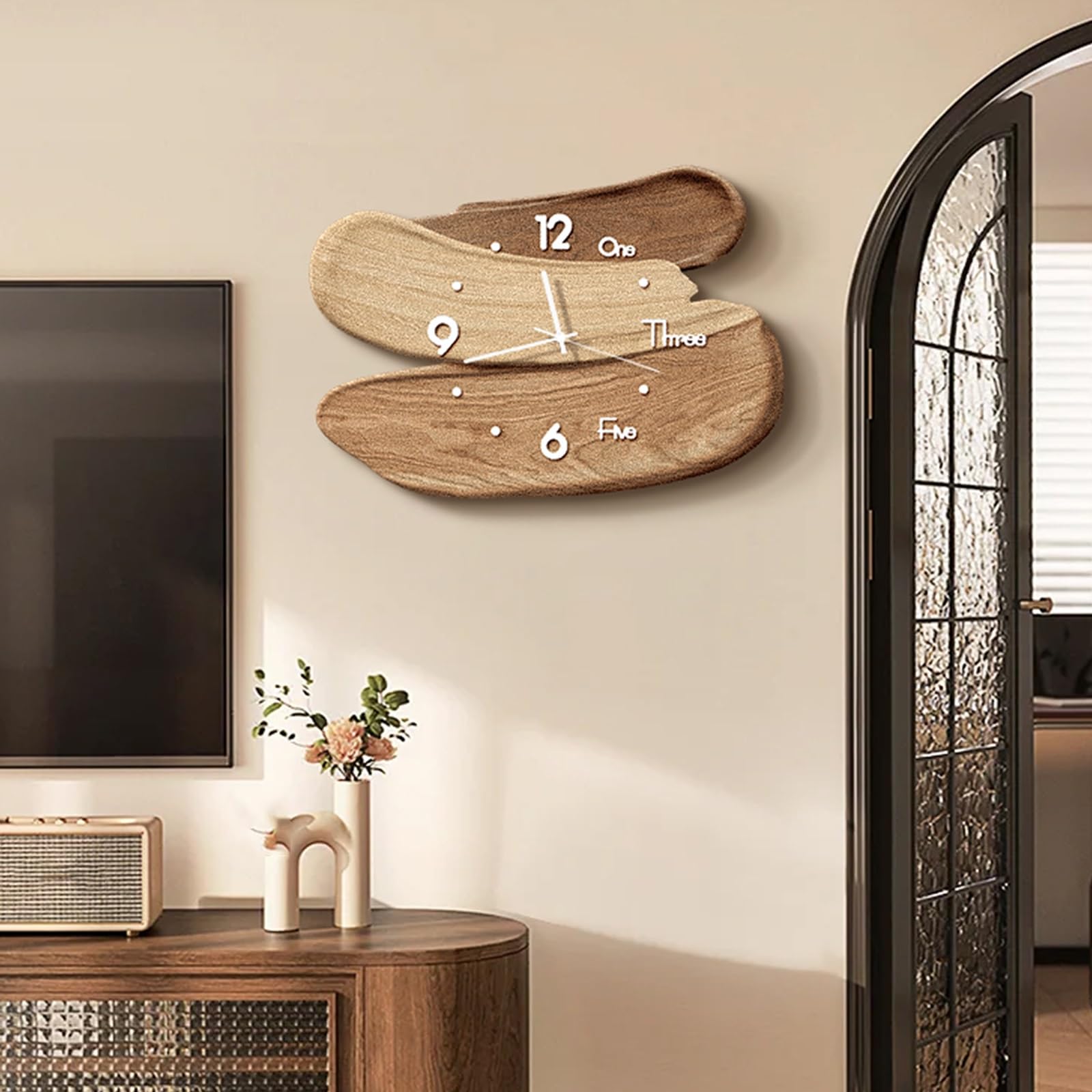 Horloge murale silencieuse aux motifs artistiques pour un salon design sans tic-tac