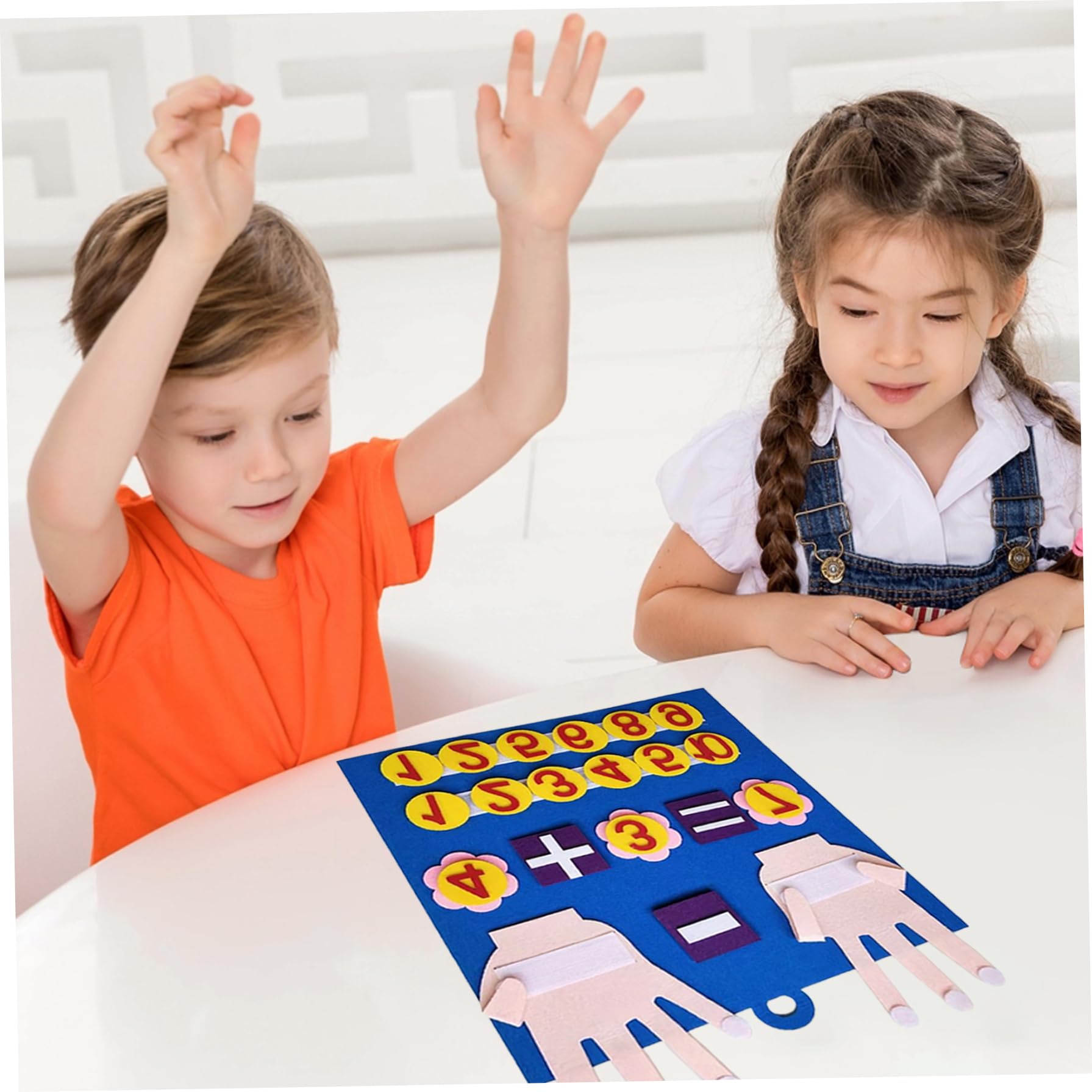 Numeri da dito in feltro Giocattolo matematico per bambini Divertimento carino Educazione precoce Giocattoli di conteggio con anello per appendere Giocattoli di apprendimento vibranti fai-da-te Attiv
