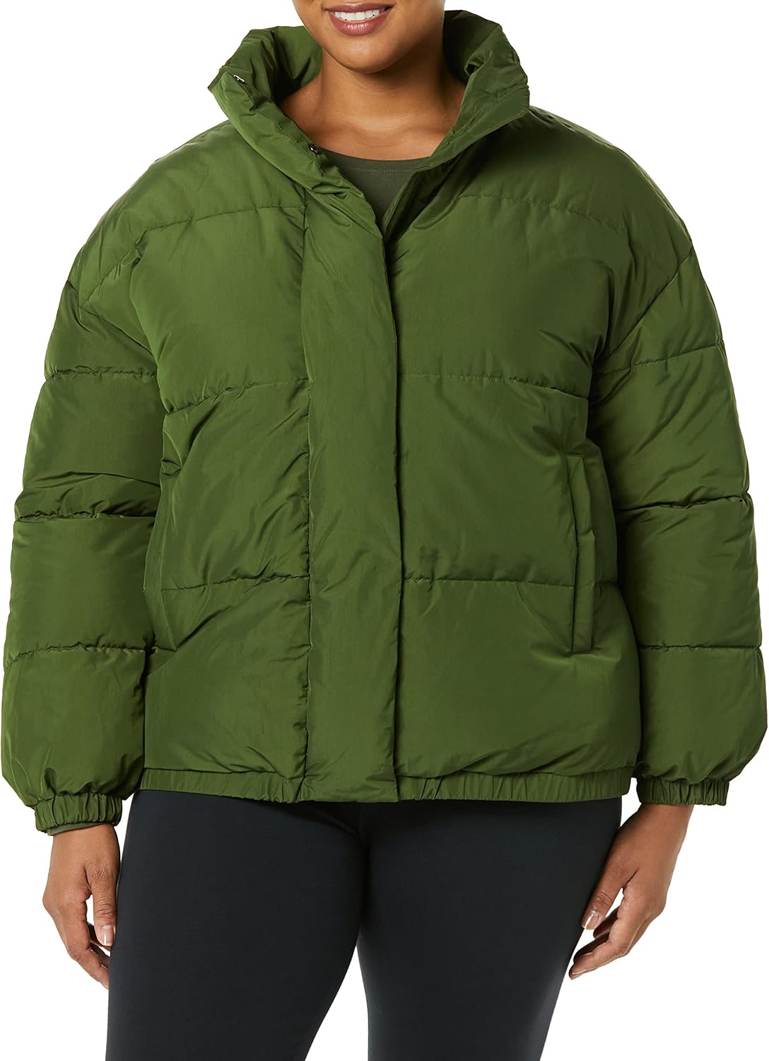 Amazon Essentials Women's Relaxed-Fit Mock-Neck Short Puffer Jacket (Available in Plus Size) (Previously Daily Ritual)
