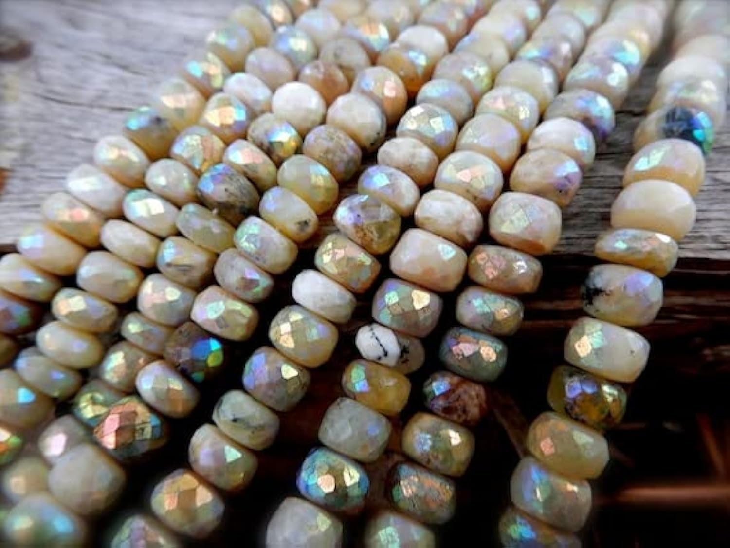 Perles opale jaune mystique LKBEADS 7x5mm rondelles facettées 16cm pour création de bijoux
