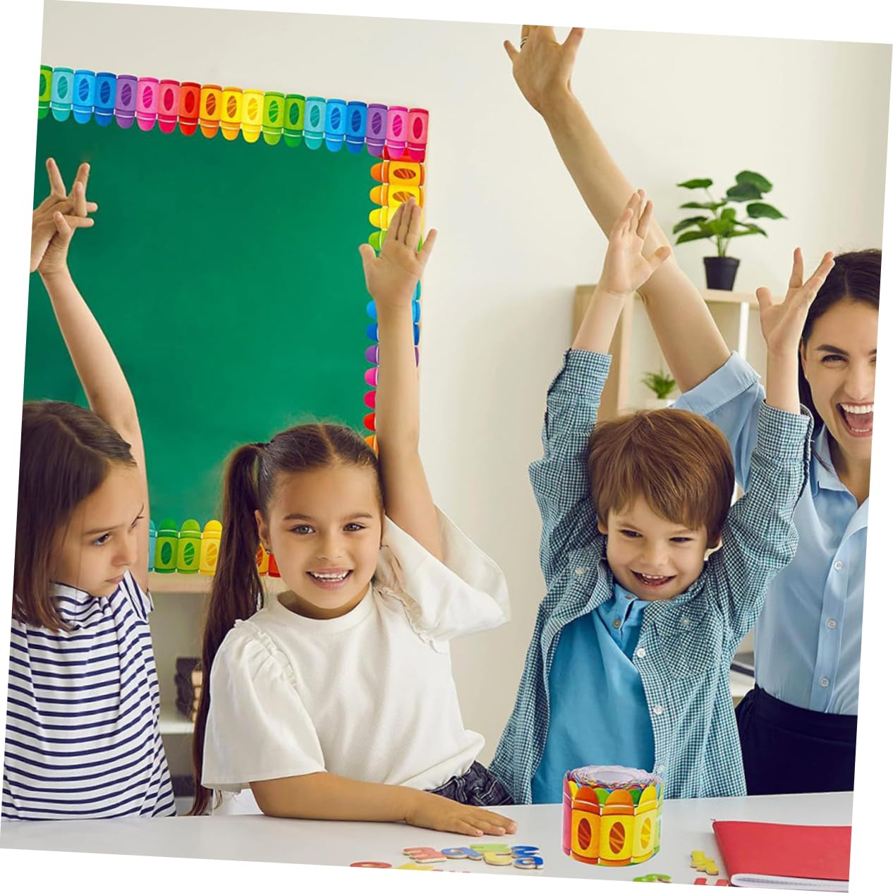 jojofuny 3 Rollen Randaufkleber Mit Buntstift Dekorationen Lehrreich Vinyl Grenzaufkleber Tafel Klassenzimmer Klassenzimmeraufkleber Pinnwand- Aufkleber Aus Beschichtetem Papier
