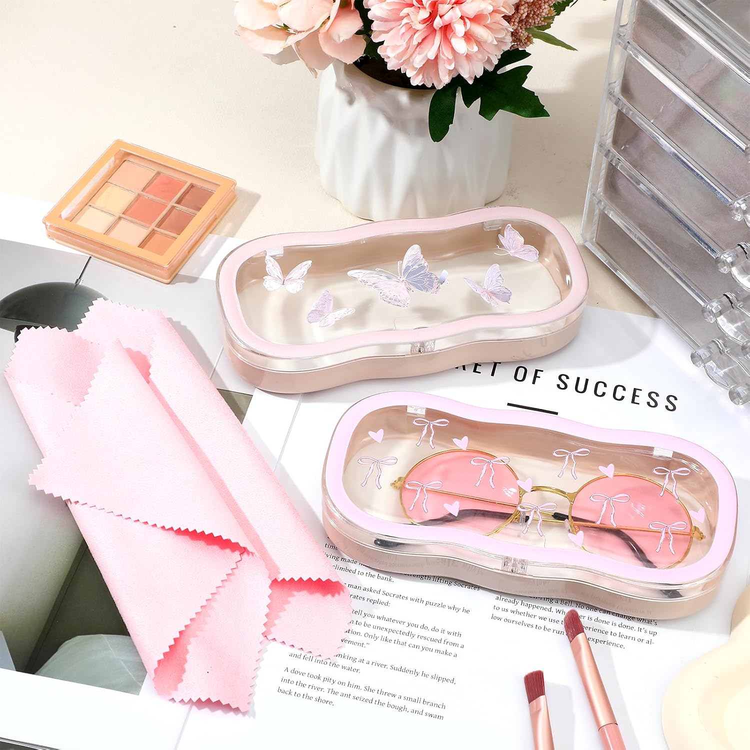 Qianyu 2 Pcs Hard Shell Glasses Case Cute Clear Eyeglass Box Pink bow Sunglasses Holder Transparent Protective with Cleaning Cloth for Girls Women Reading Glasses