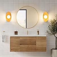 Vista 6 de Iluminación de pared de mediados de siglo, aplique de pared de globo de vidrio blanco, forma clásica de media luna, acabado dorado, luces de tocador