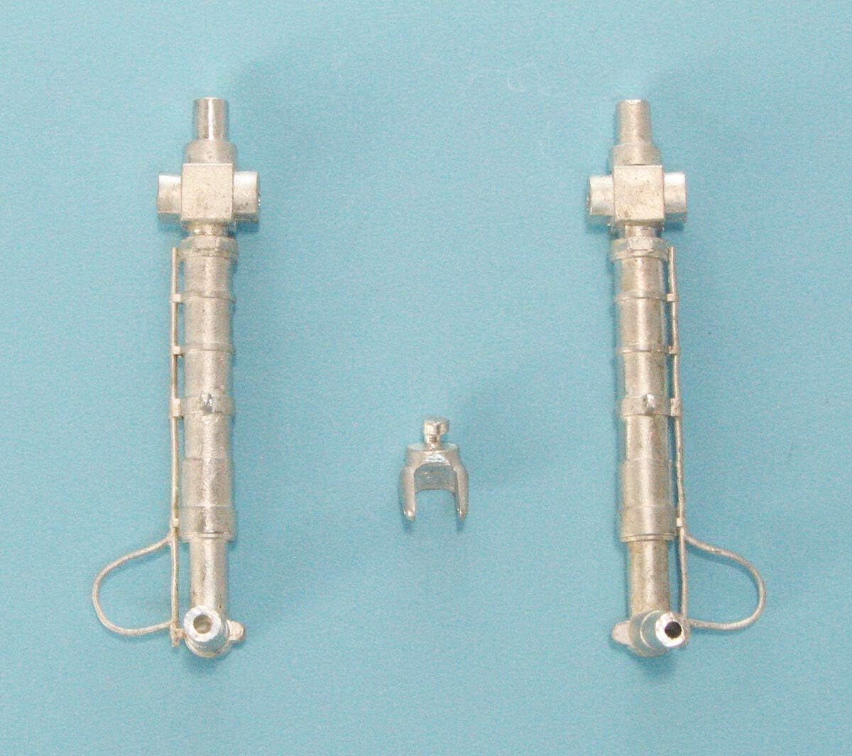 Scale Aircraft Conversions Douglas SBD-3/4 Dauntless Metal Landing Gear for Merit (1/18 Model kit Accessory)