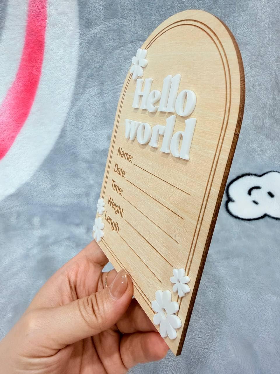 Arch Wooden Birth Announcement Sign with 3D Daisy Flowers - Hello World Name Date Weight Stat Plaque for Hospital - Newborn Baby Photo Prop Ornament - Nursery Wall Decor Keepsake Gift