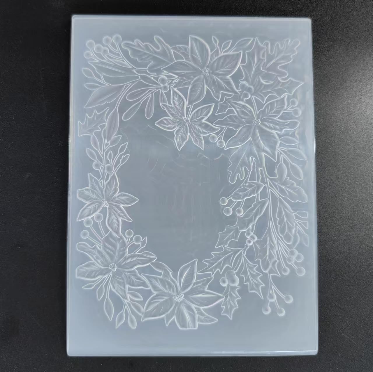 3D Merry Christmas Wreath Embossing Folder for Card Making Floral DIY Plastic Scrapbooking Photo Album Card Paper DIY Craft Decoration Template Mold