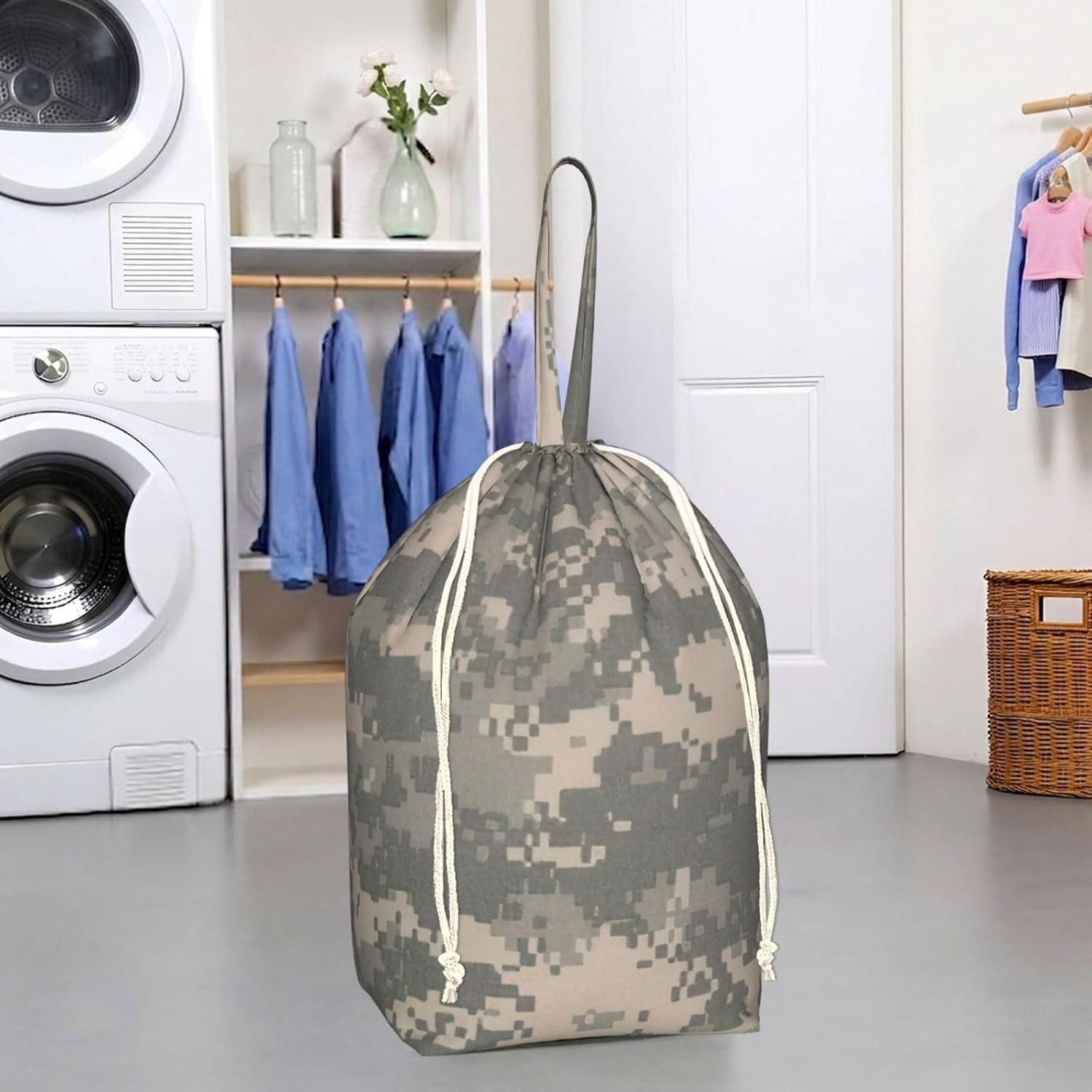 Oxford Army Digital Camouflage Print Large-capacity drawstring laundry bag with Handles for Dorm,Hotel