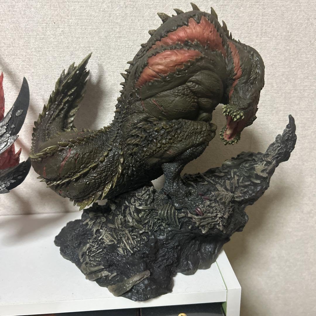 Amazon.co.jp: モンハンフィギュア クリエイターズ イビルジョー : Hobbies