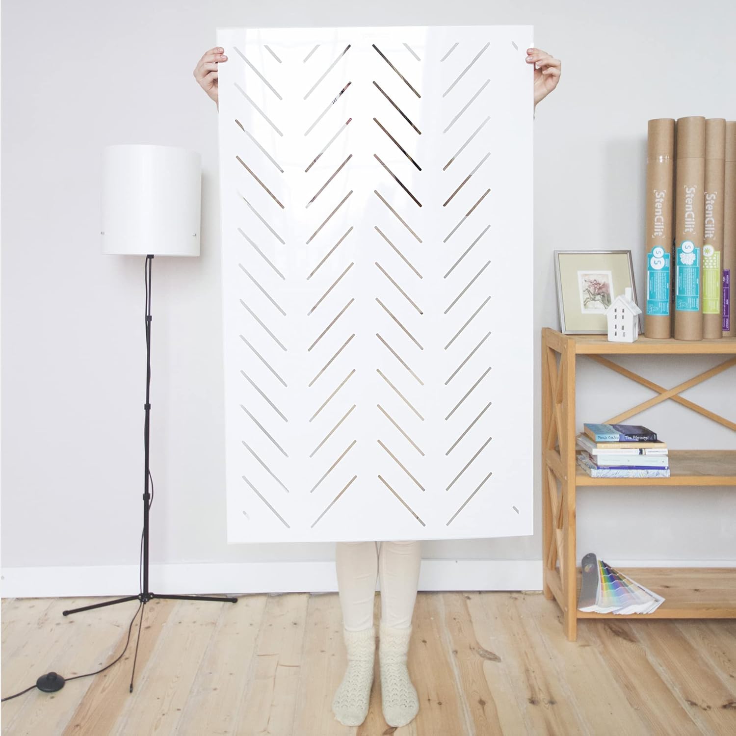 STENCILIT® Herringbone Simple Large Wall Stencil For Painting XL 22“x