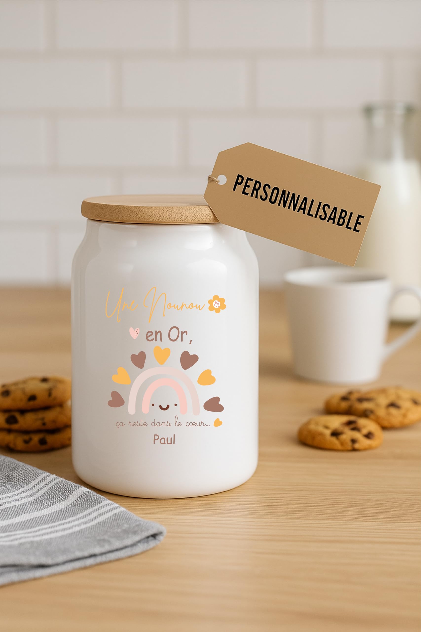 Générique Pot à cookies 500 ml “Une Nounou en Or” – Cadeau personnalisable fête des nounous ou Noël – Pot à biscuits arcenciel en céramique avec couvercle bambou –