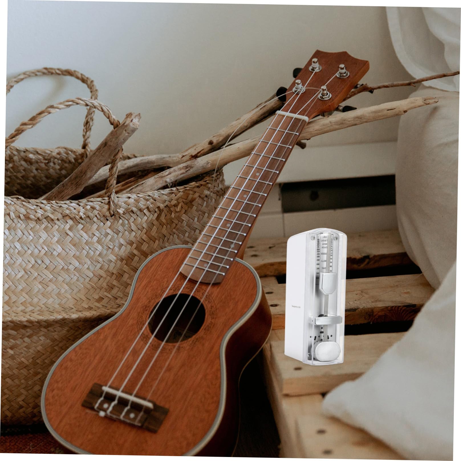 Metrónomo Mecánico Musical Blanco para Instrumentos, Precisión | Metal y Abs, Fácil de Usar y Transportar, para Principiantes, Guitarra y Piano