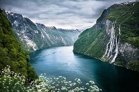 Amazon Co Jp 美しい風景 ノルウェーガイランゲルフィヨルド 風景の写真 キャンバス印刷アートポスター 70cmx105cm ホーム キッチン
