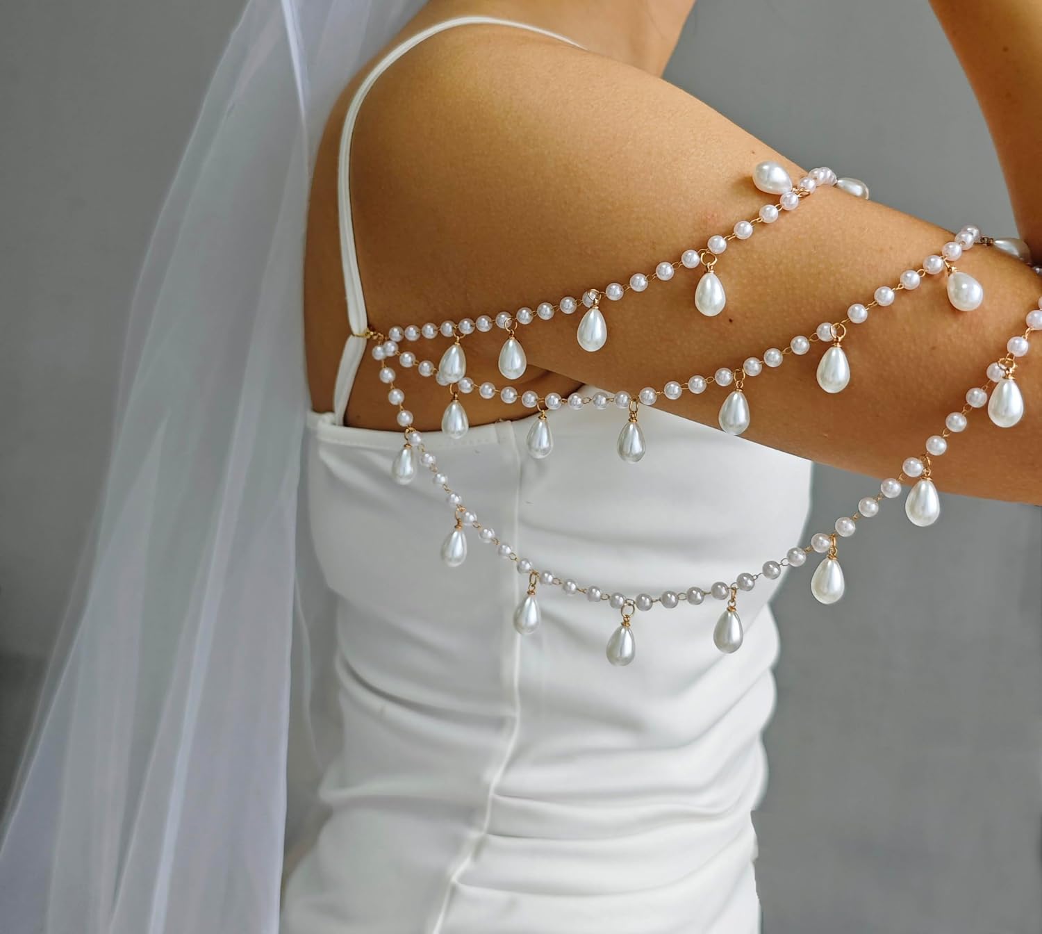Pearl Arm Chain Wedding bridal Shoulder Jewelry Layered Prom Party Body Jewelry for Slide Dress Costume Accessory