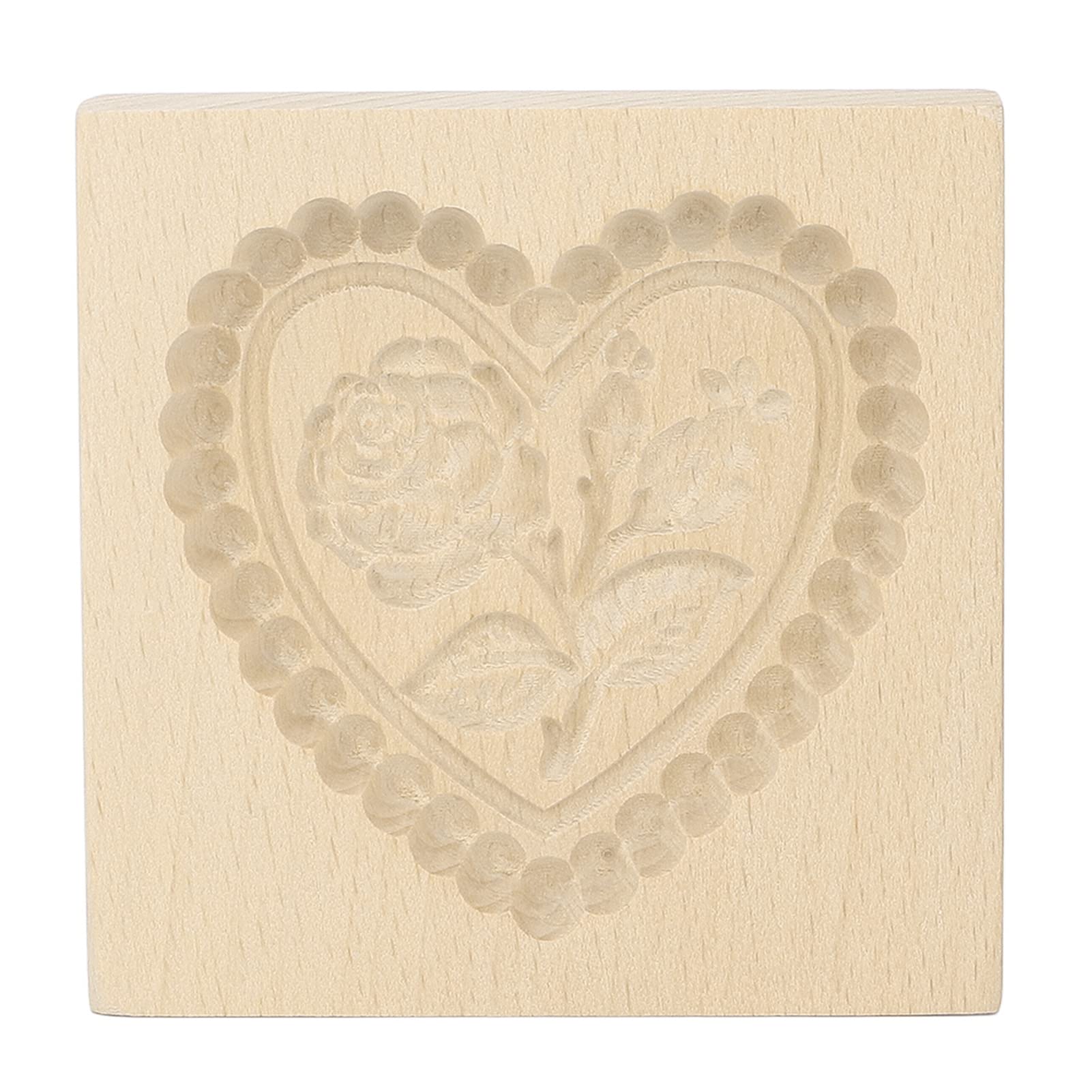Forma do Stemplowania Ciasteczek Uroczy Wzór Wielokrotnego Użytku Rzeźbiona Zmywalna Foremka do Ciastek Drewniana Zaokrąglona krawędź Pieczenie Ciasteczek Forma do Stemplowania Ciasteczek (Miłość serce i róża)