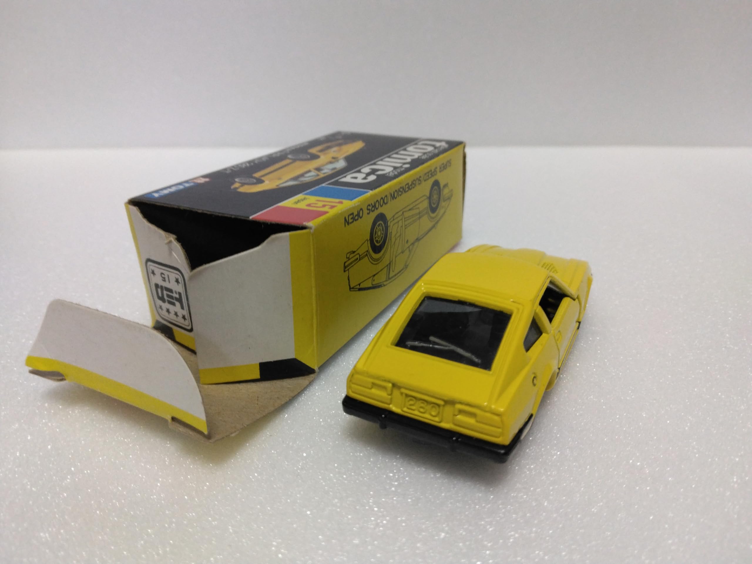 Amazon.co.jp: トミカ 黒箱 No.15 日産 フェアレディ 280Z-T ダイ