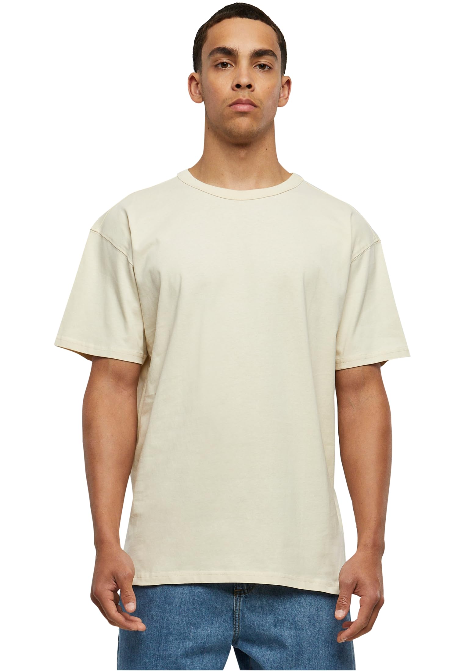 URBAN CLASSICS Men's Oversized Tee Shirt, Long Oversized T-Shirt with Round Neckline & Dropped Shoulders, Men's Basic Plain T-Shirt, 100% Cotton Tall Tee, Colour: sand, Size: Large