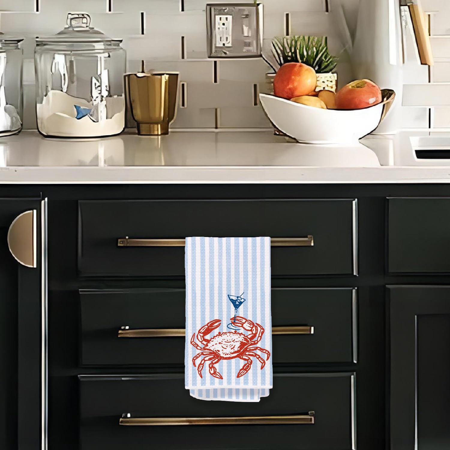 Crab Decor Towels, Crab Party Decorations Dish Tea Towels for Kitchen, Coastal Beach Nautical Hand Towels for Bathroom, 16x24 Inch(Red Crab)