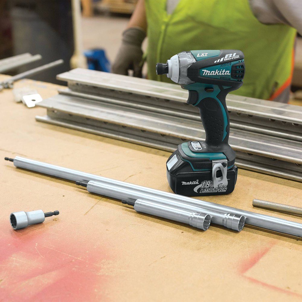 16インチ Amazon.com: Makita B-43321 Hollow Socket, 9/16 x 18-Inch : Tools