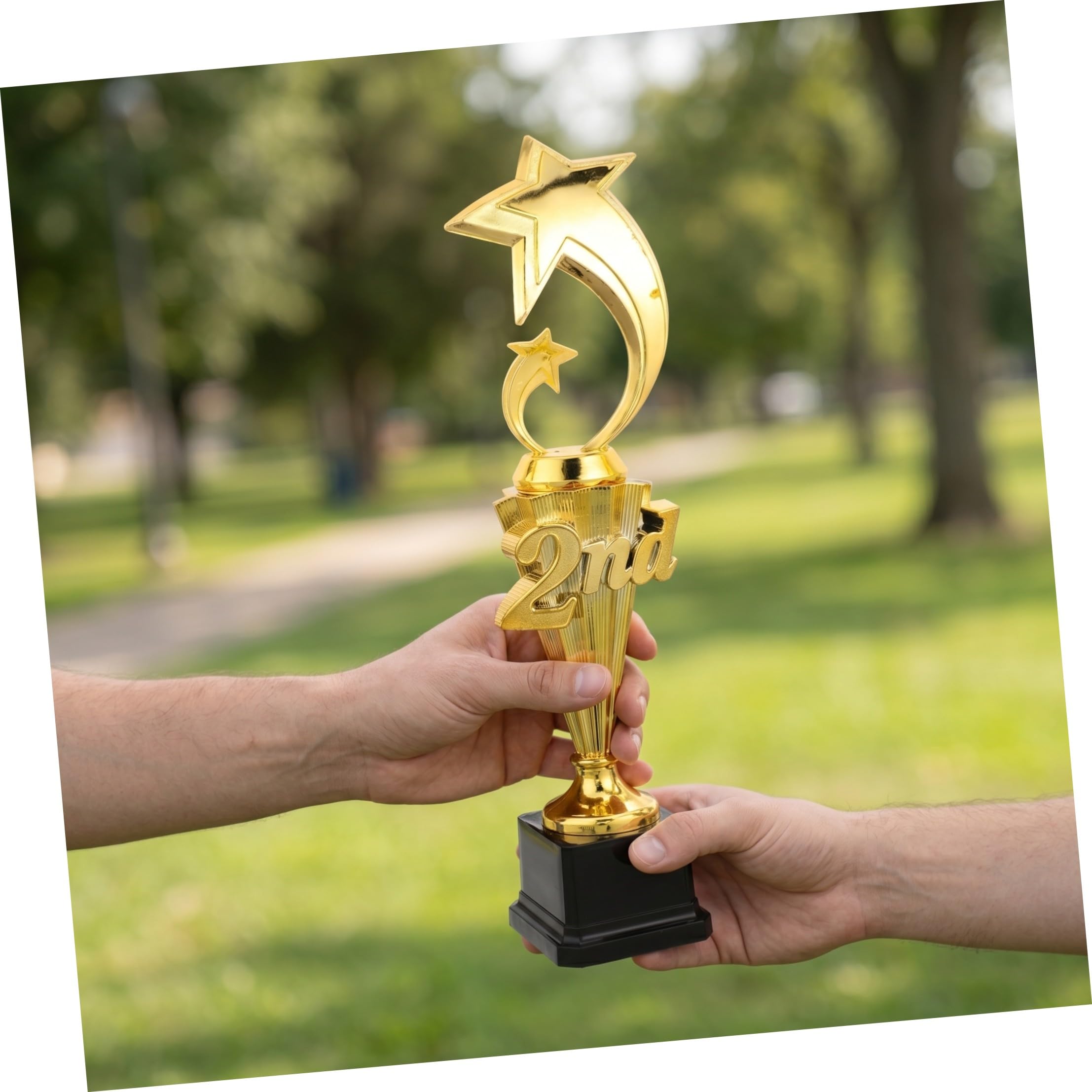 Toyvian 3 Pezzi Set di Tre Trofei in Plastica Oro per Tornei Sportivi | Design Divertente, per Appassionati di Sport, Riconoscimenti Gara, per Partite di Calcio