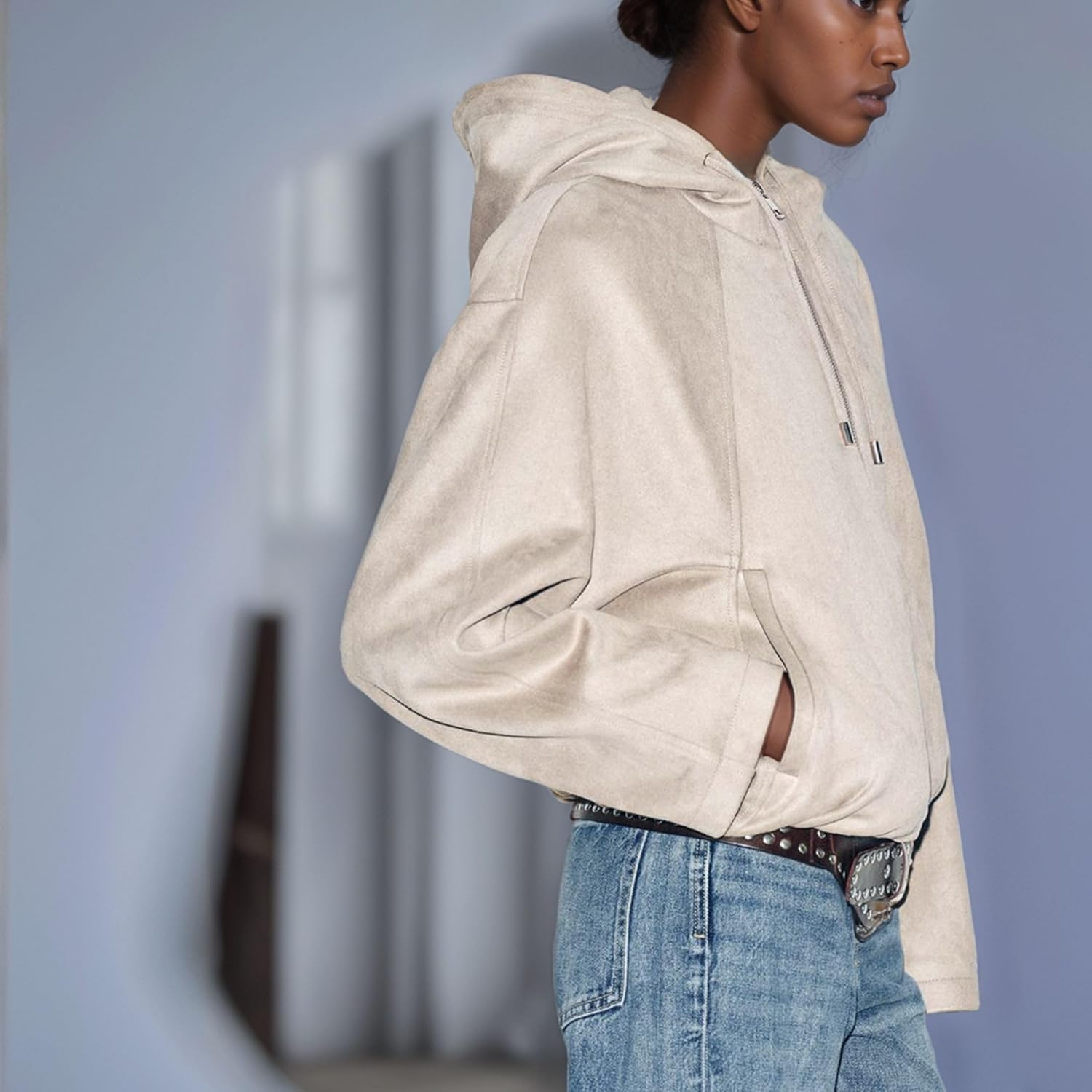 Xunger Women's Faux Suede Drawstring Hooded Jacket Bomber Casual Solid Color Zipper Outerwear with Pockets - Image 4