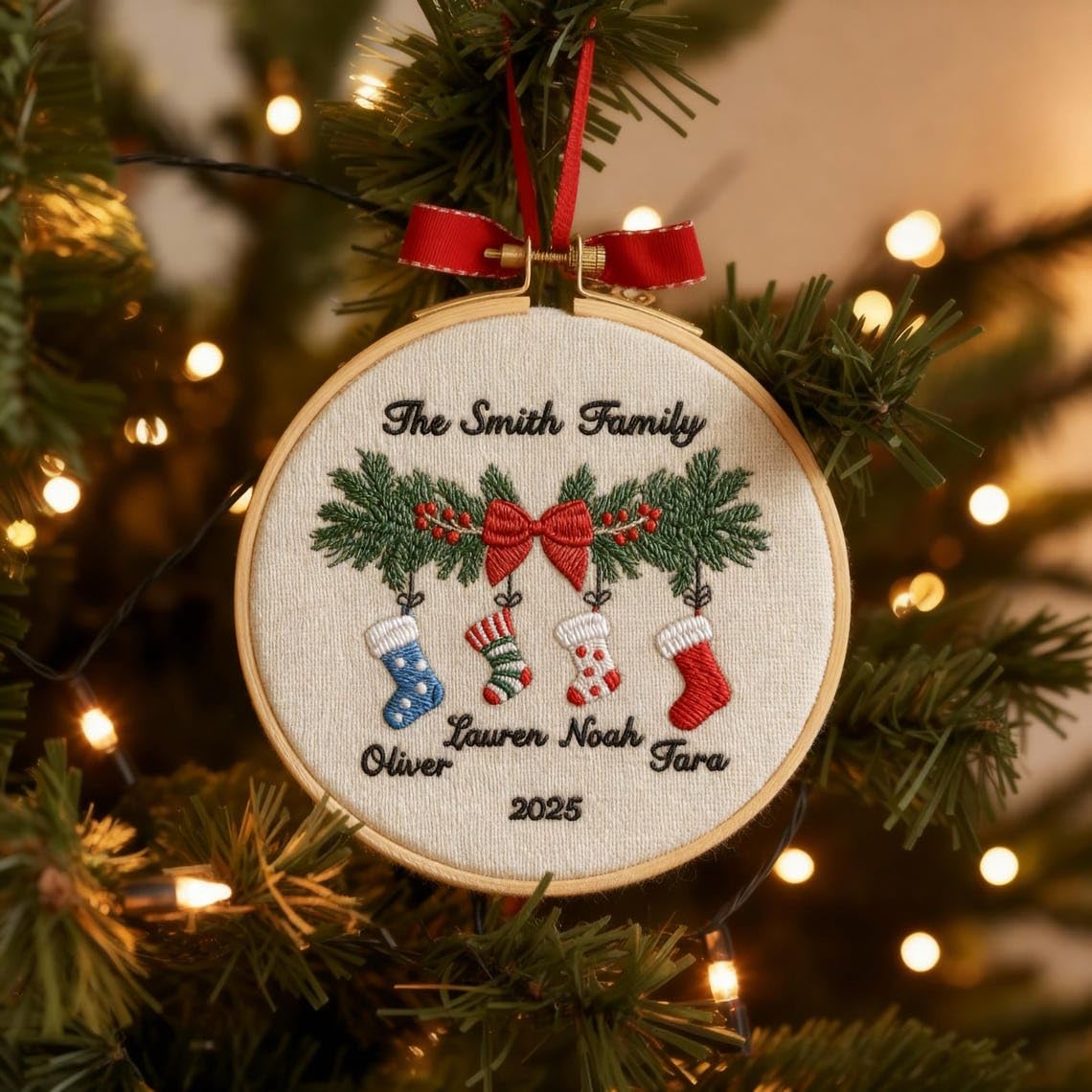 Personalized Family Christmas Ornament 2025 | Custom Embroidered Name Ornament with Pets | Handmade Holiday Keepsake & Personalized Christmas Decoration | Thoughtful Gift for Family Members