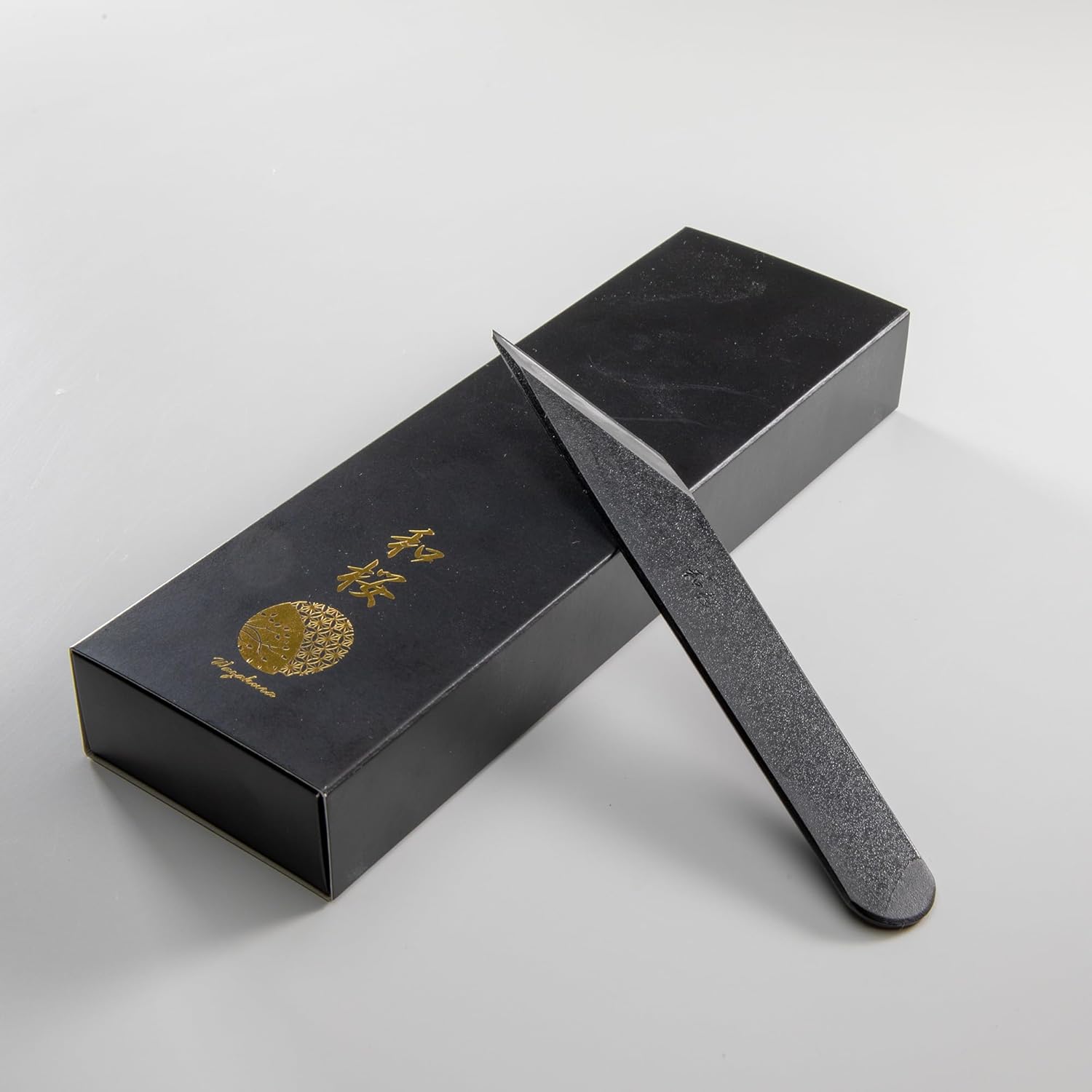 Wazakura Kiridashi Knife - Right Hand Japanese Marking & Woodworking Knife | Hand Forged Razor Sharp Carbon Steel Blade Made in Japan (24mm)
