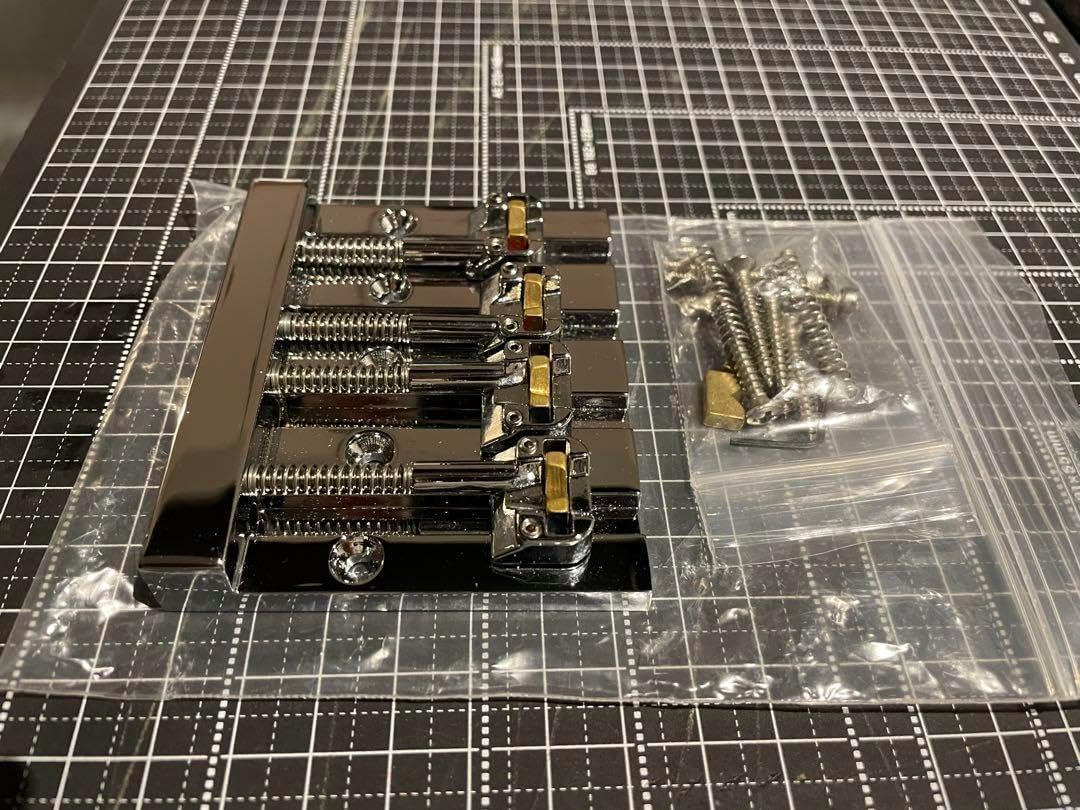 Hipshot kickass 4弦ベースブリッジ