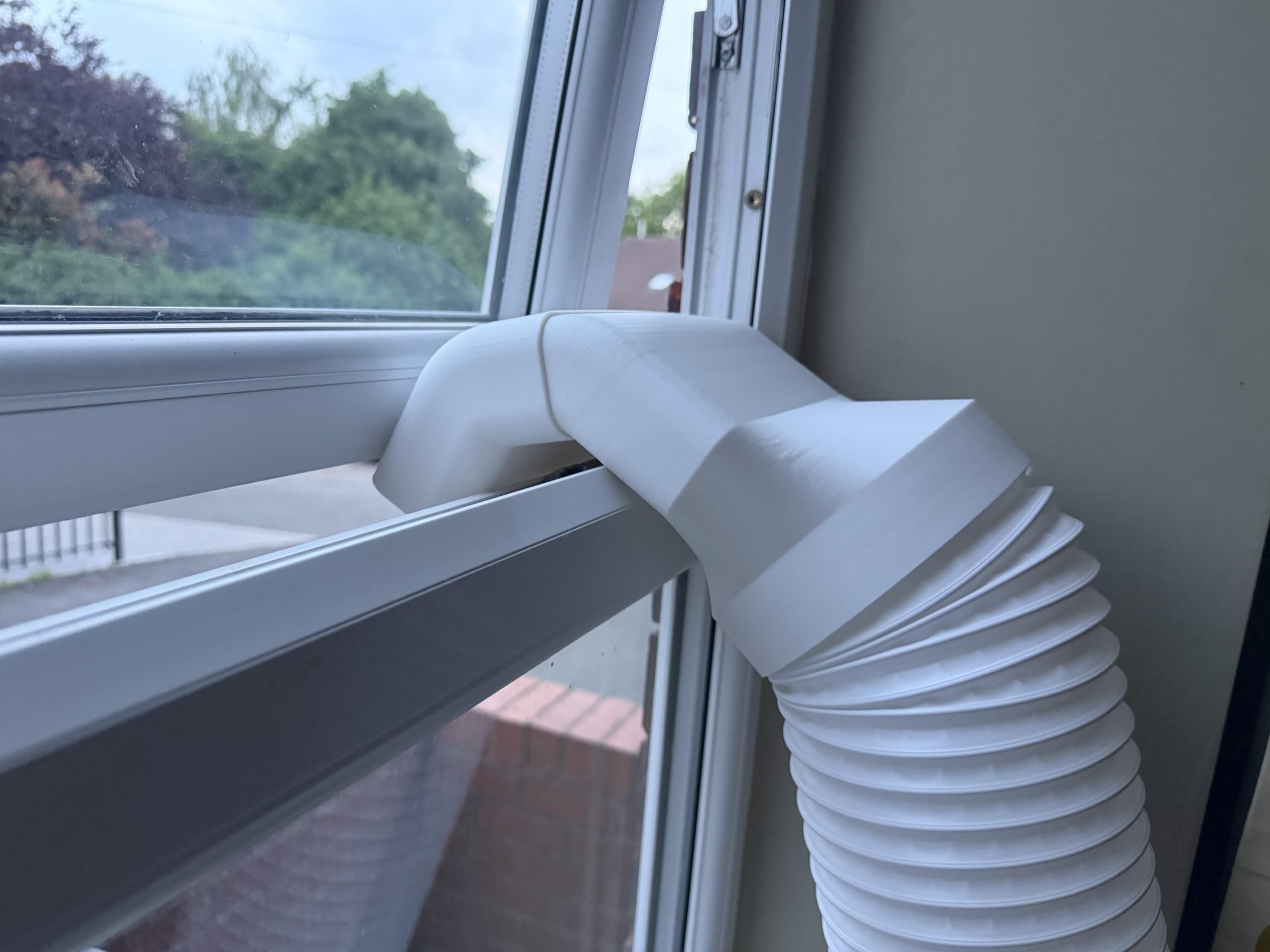 AC Window Pipe Adapter Vent for Outward Opening Windows 150mm mk2
