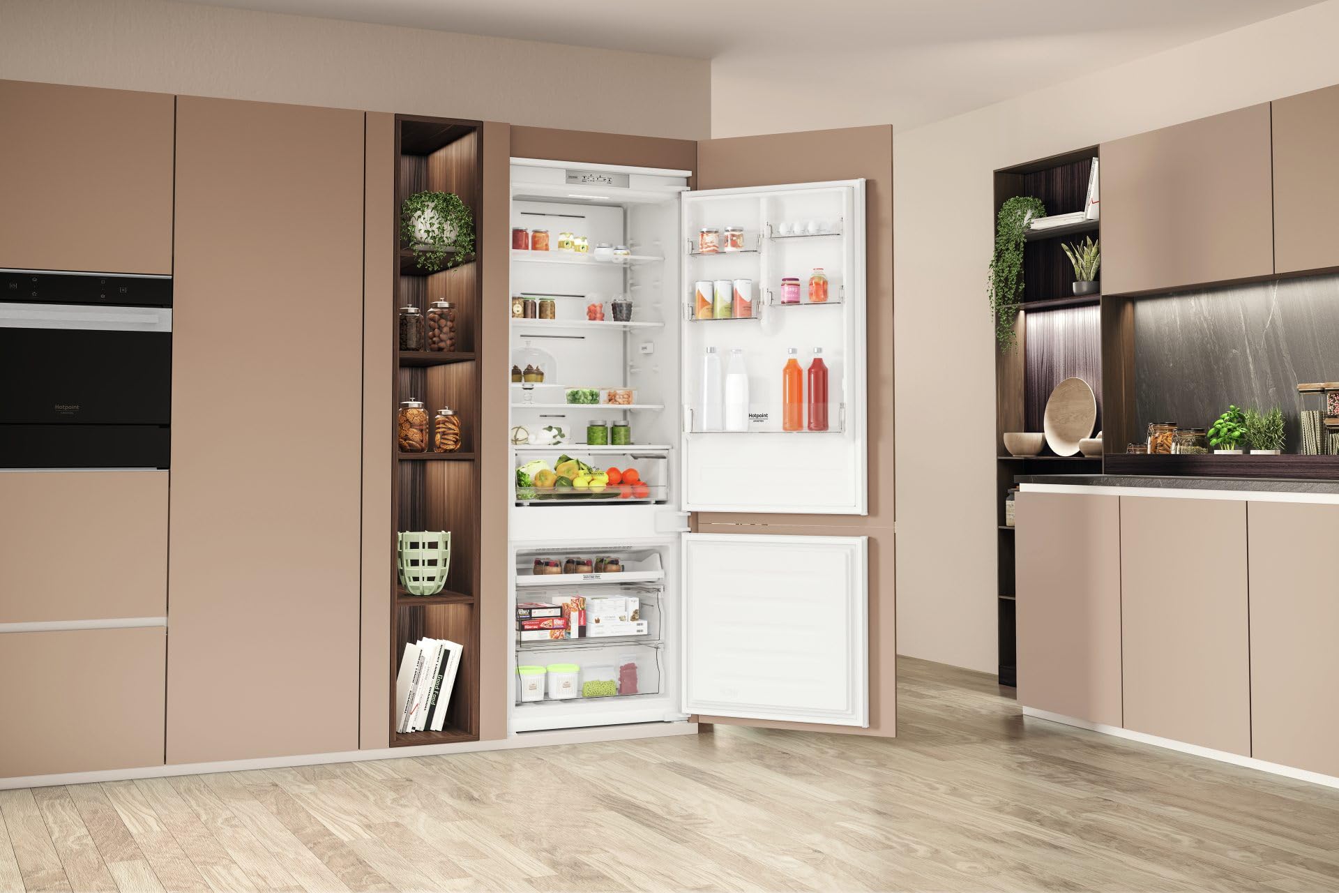 Frigorifero combinato da incasso Hotpoint: - HA SP70 T111