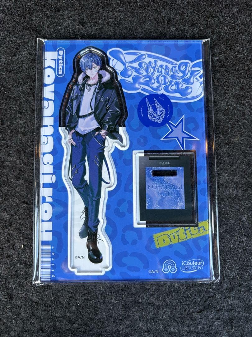 Dytica × iCouleur アクリルスタンド 小柳ロウ