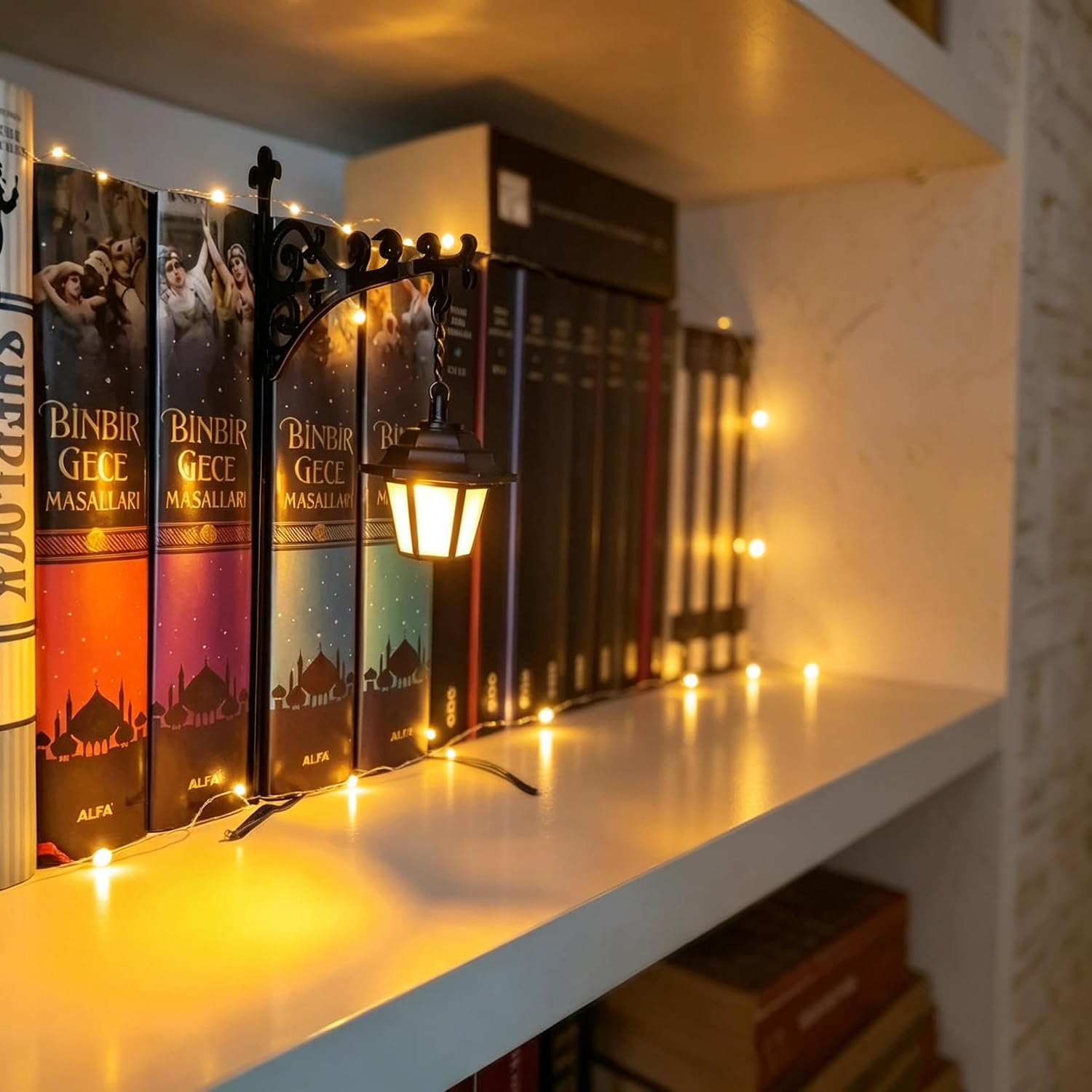 2 Pcs Vintage Library Bookshelf Lantern Light, Retro Decorative Book Nook Clip Lamp, Mini Hanging Street Lamp Night Light, Ornament Bookend Reading Light for Book Lovers Home Bookcase Decor Gift image 4