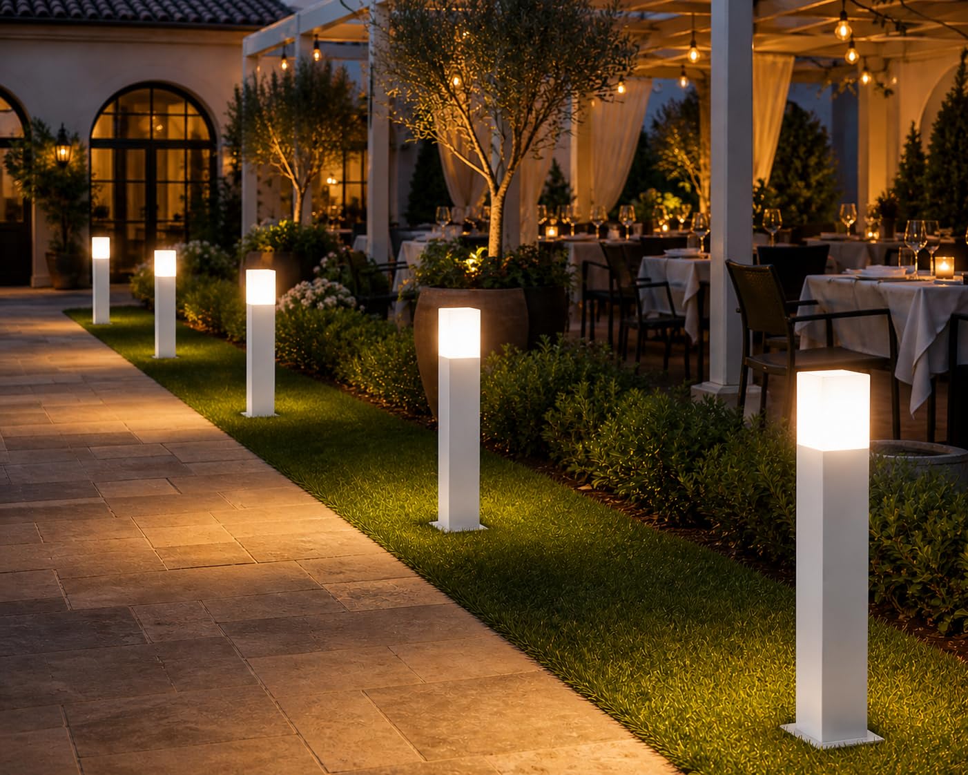 Lampioncino da Giardino E27 Bianco 74 cm Paletto Luce Esterno Moderno per Vialetti e Ingressi Attacco E27 Alluminio Diffusore Opaco IP44 (Bianco)