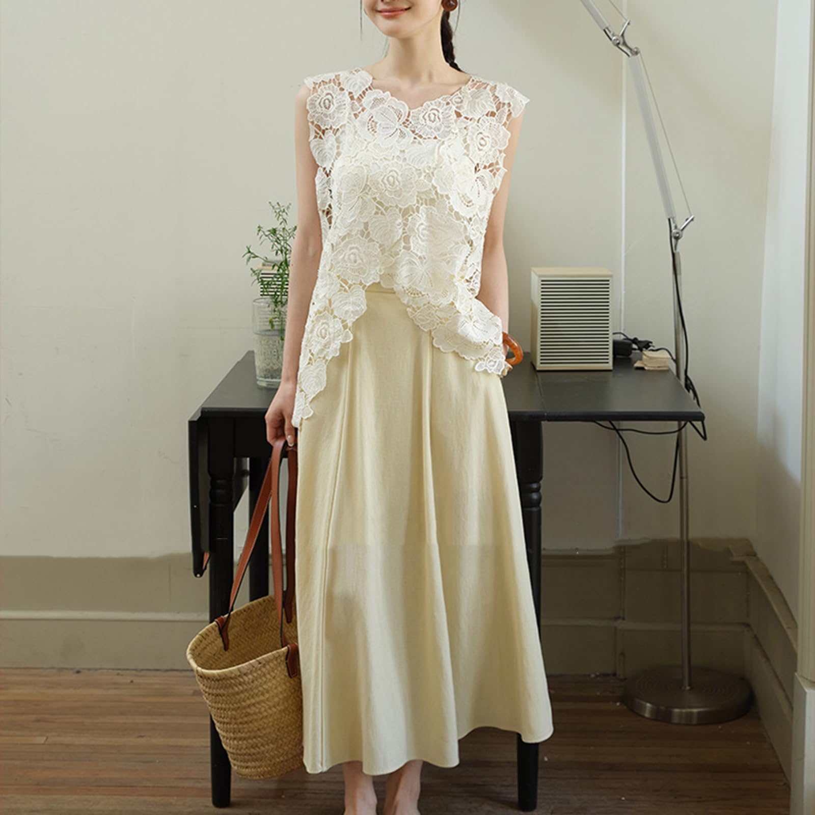 Femmes Loose Fit Débardeurs Décontractés Fleur Dentelle Évider Sans Manches Ourlet Irrégulier Chemises Gilet