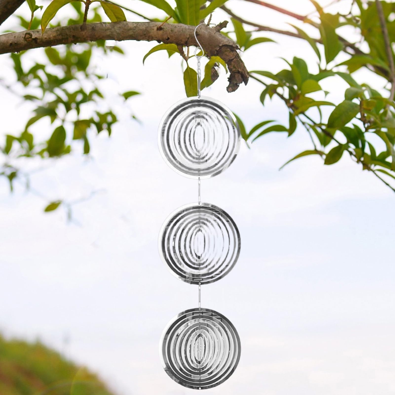 Altsuceser 3D Round Hanging Wind Spinners, Reflective Metal Wind Chime Bird Deterrent Device Ornament Bird Scare Decoration for Yard, Garden Wind Spinners Gifts for Mom, Women 1pc