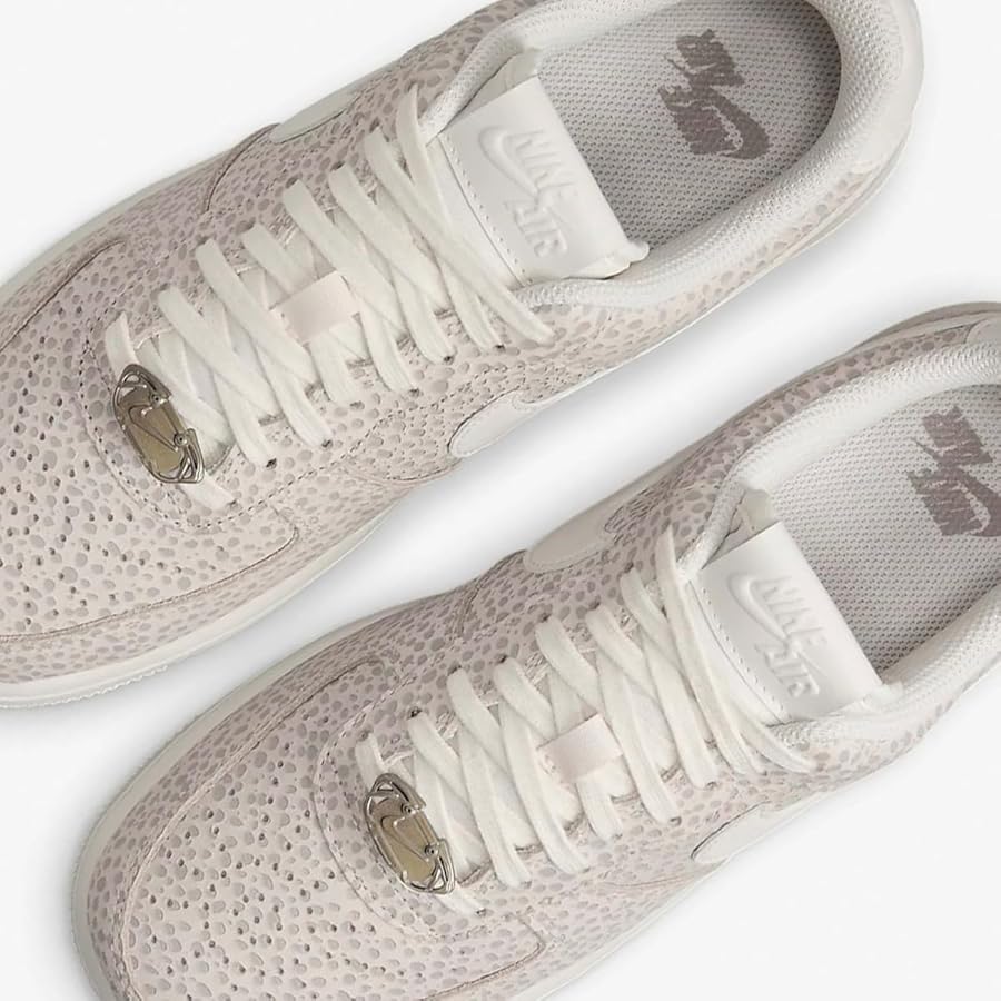 Amazon.co.jp: [ナイキ] エア フォース 1 '07 プレミアム [W AIR FORCE