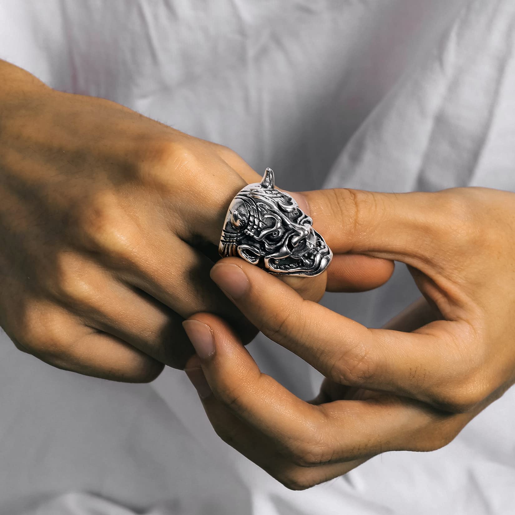 U7 Anillos Plateados de Diablos Acero Inoxidable 316L Talla 9 Joyería Gótica Punk para Halloween Anillos Cúbicos Cabezas Cráneos Esqueléticos Regalo Aniversario