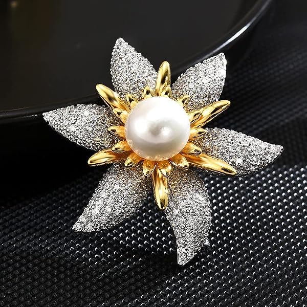EMEGCY Calla Lily Brooch Pearl Flower Brooches Rhinestone Flower Brooch Wedding Jewelry Christmas Gift for Women Wife by EMEGCY - Used condition - Image 5