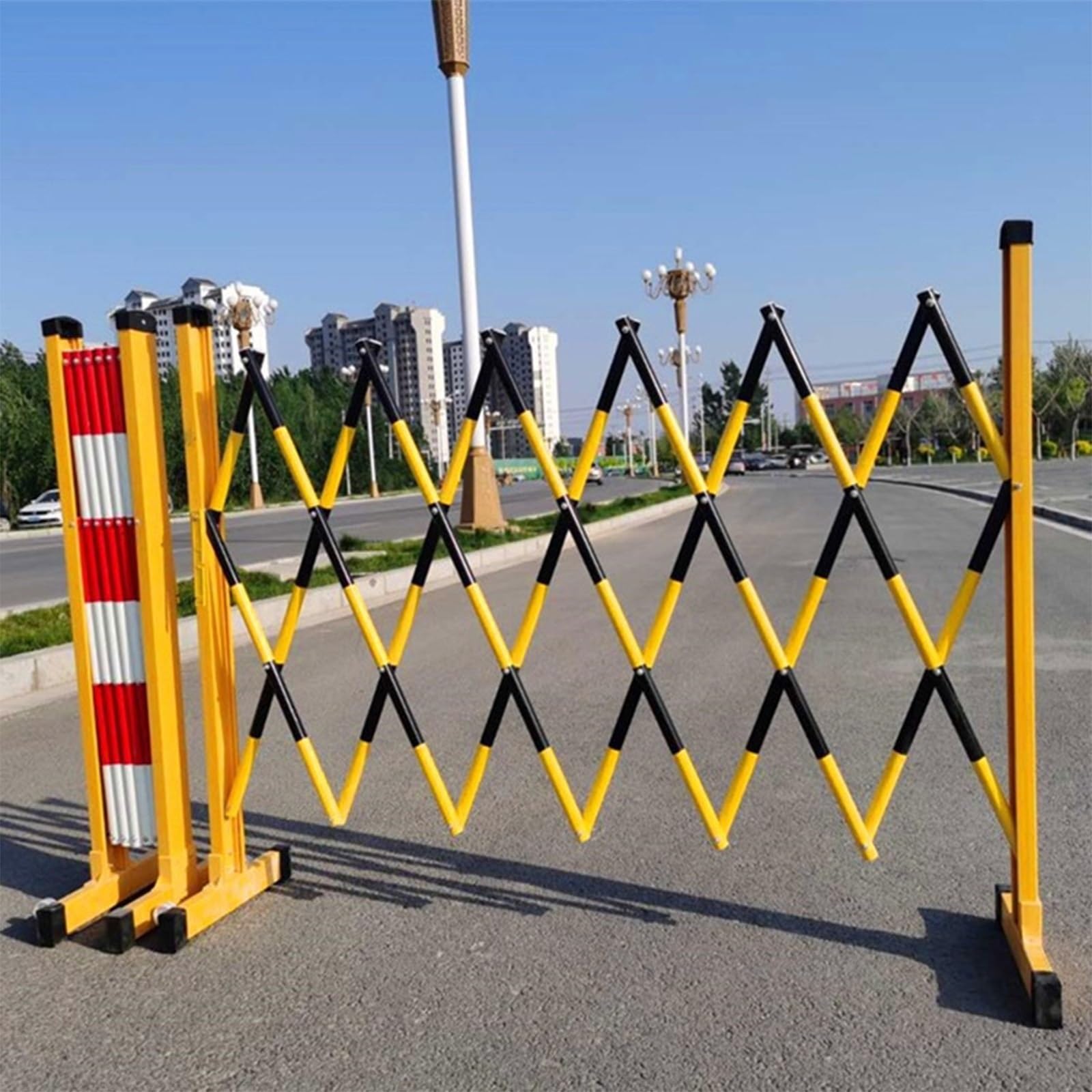 ASerZenith Expandable Mobile Barrier Traffic Fence, Metal Expandable Barricade Mobile Safety Barrier Gate Retractable Traffic Barricade Folding For Outdoor Road Garage Construction,Noir-120X400Cm