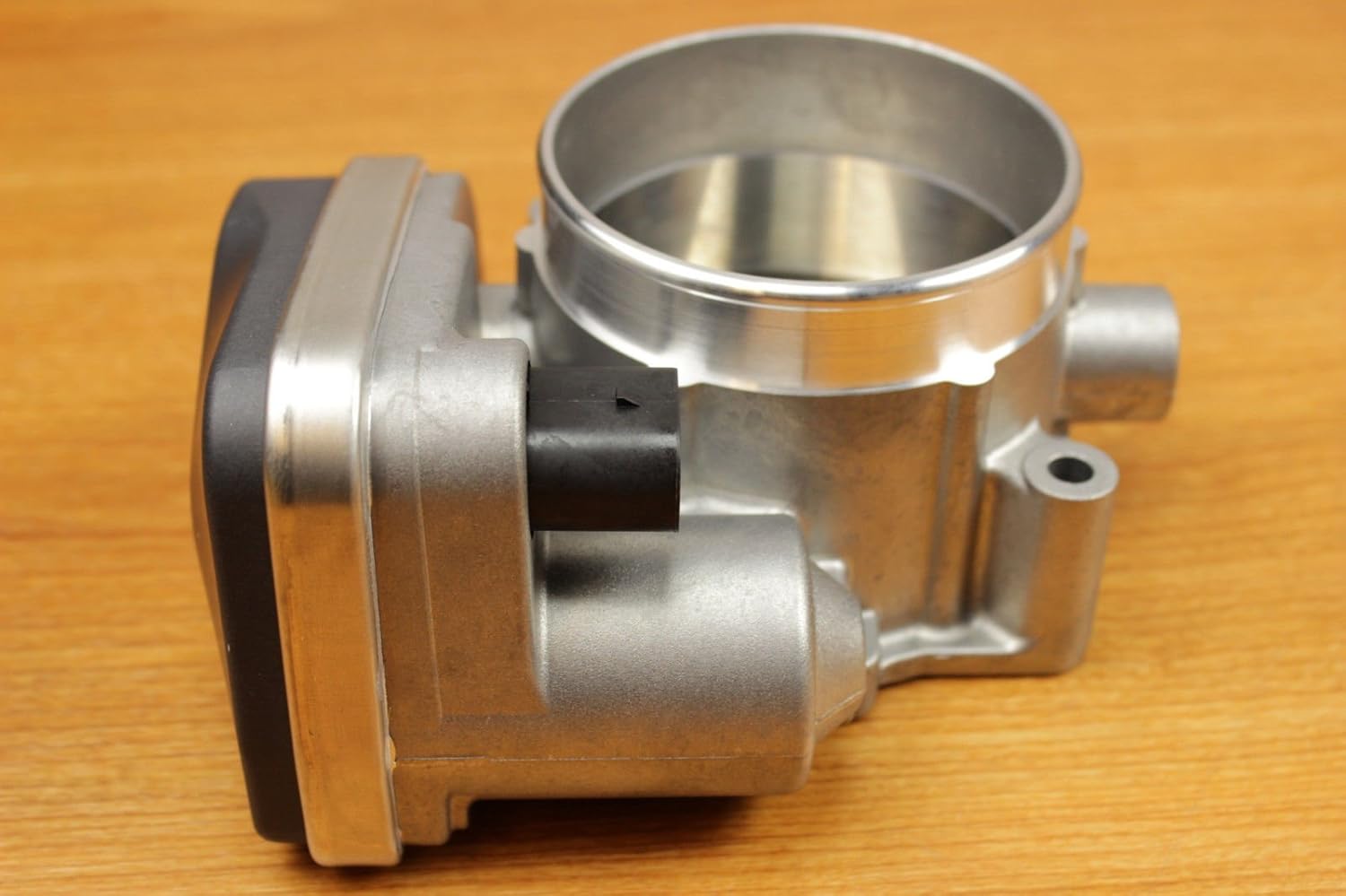 Dodge Ram 1500 2500 3500 5.7L Throttle Body Mopar OEM