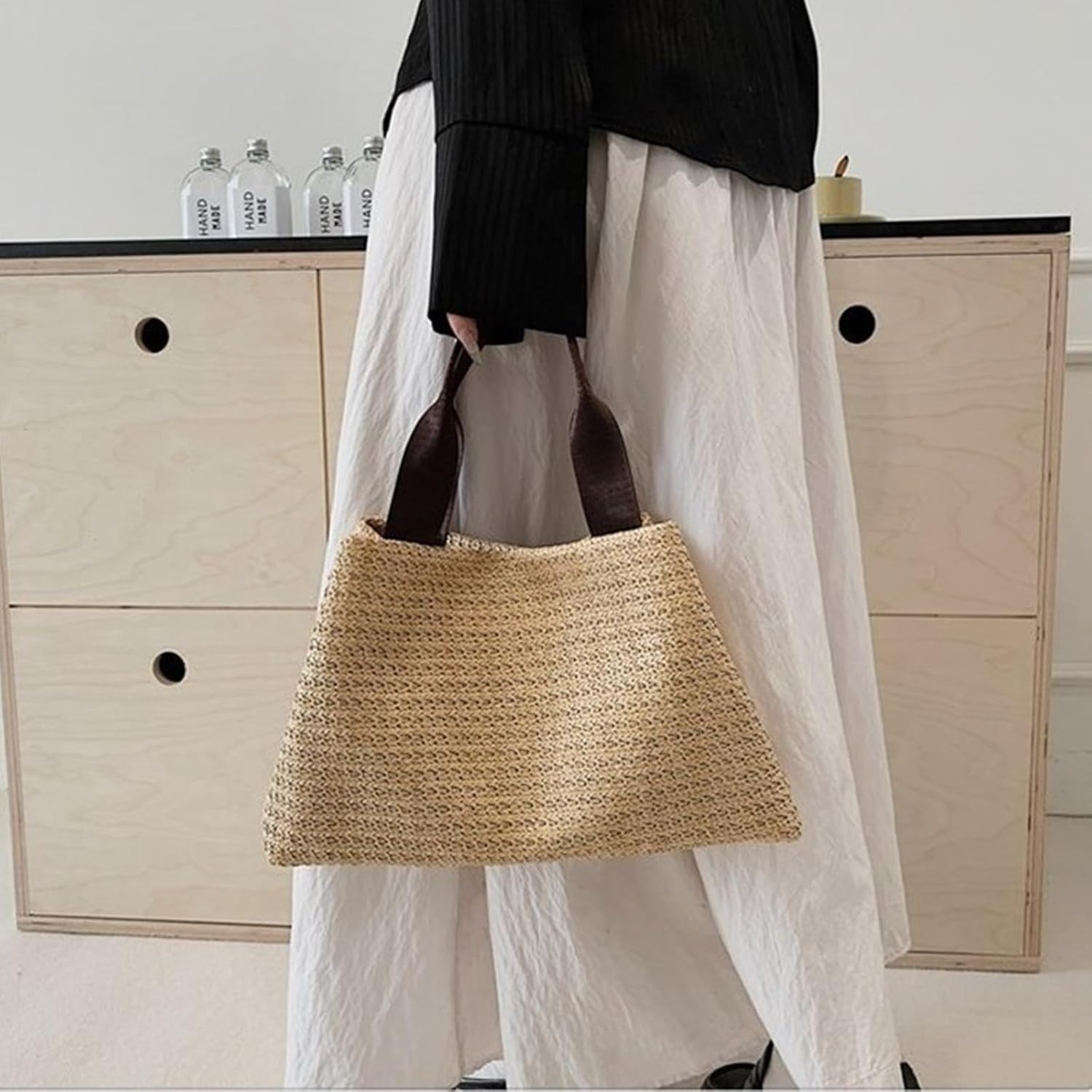 Womens Vintage Woven Straw Handbag with Top Handle Elegant Beach Holiday Bag Casual Large Capacity Fashion Shoulder