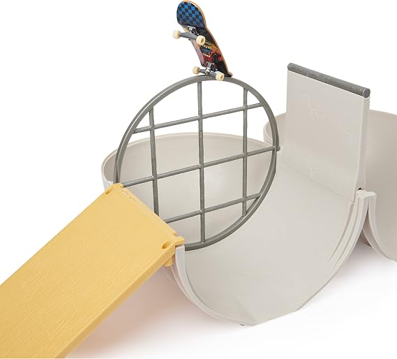Tech Deck Transforming Pipelines, Modular Skatepark Playset and Exclusive Fingerboard