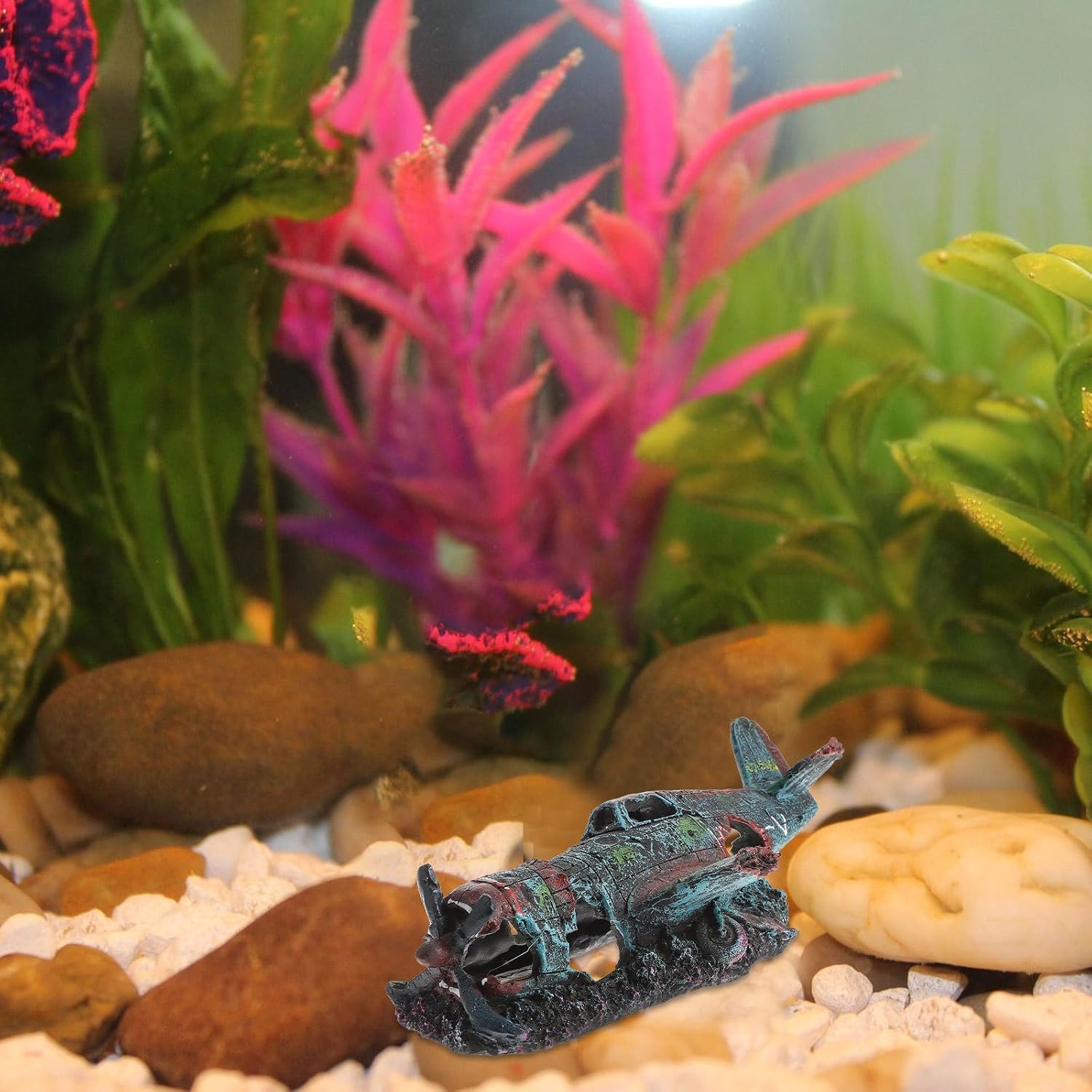 TEHAUX Aquarium Fighter Plane Wreckage Fish Tank Decoration 9.44In Resin Artificial Plane Ornament with Hiding Shelter for Fresh and Saltwater Aquariums Landscape Decor