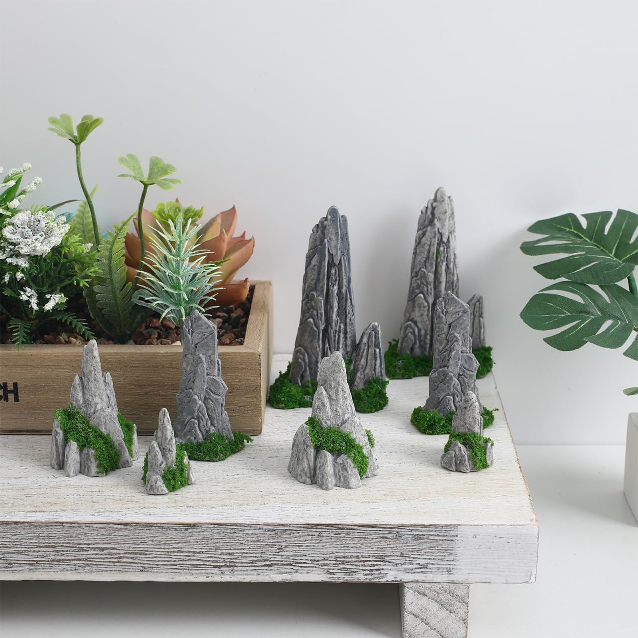 Yardwe Simulated Rockery Decor 8 Pcs Miniature Rockery Ornaments for Bonsai Plants Terrarium Decorations Micro Landscape Tabletop Display 3.03X1.77X1.18 Inch