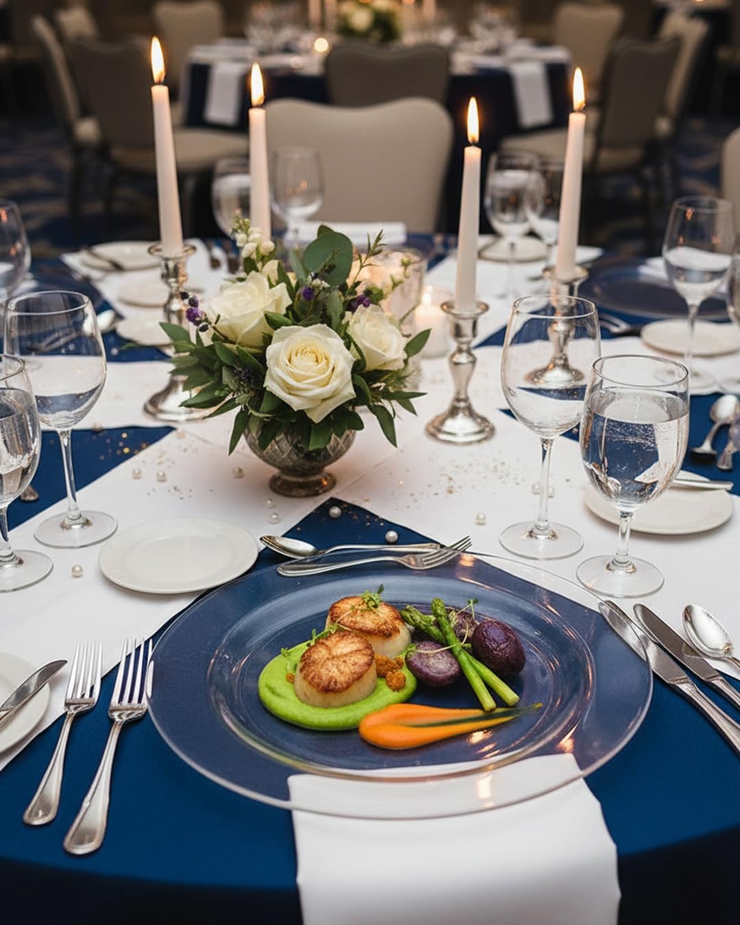 bUCLA 100Pieces Clear Plastic Plates -10.25inch Disposable Dinner Plates- Premium Weddings& Party Plates