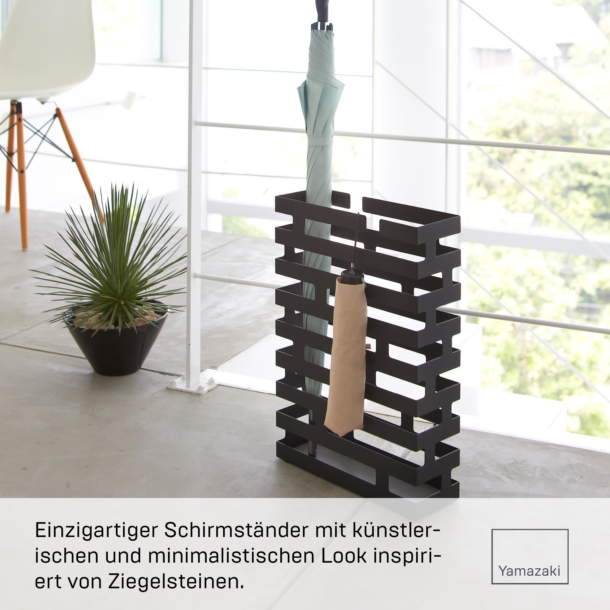 YAMAZAKI Brick Breiter Schirmständer aus Stahl - schmal, bis zu 12 Schirme, Taschenschirme - 10 x 30 x 43 cm, Japanisches Design, schwarz