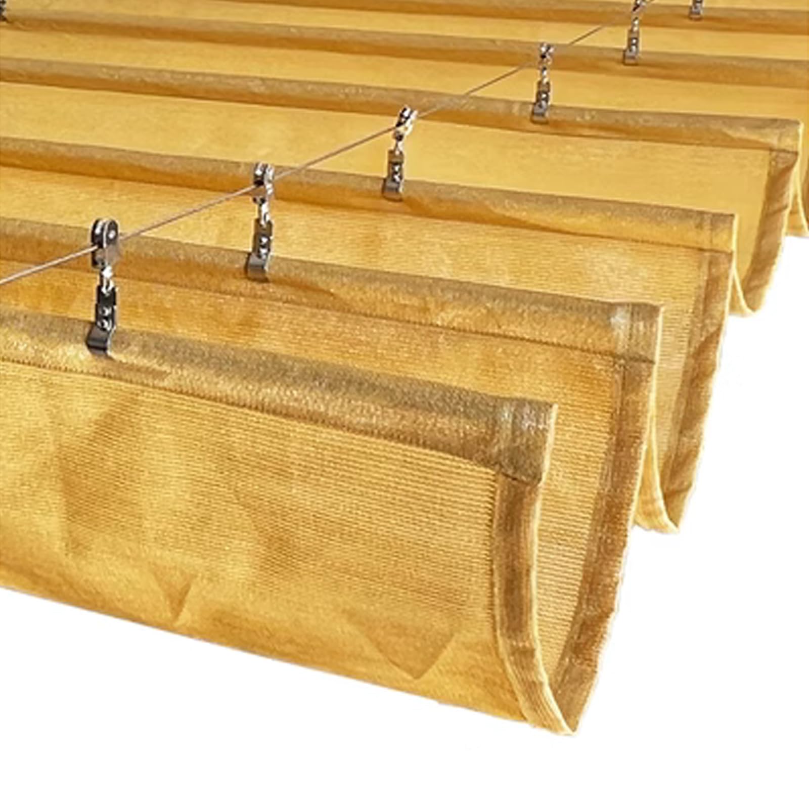 Voile d'ombrage rétractable contre la chaleur de la pergola