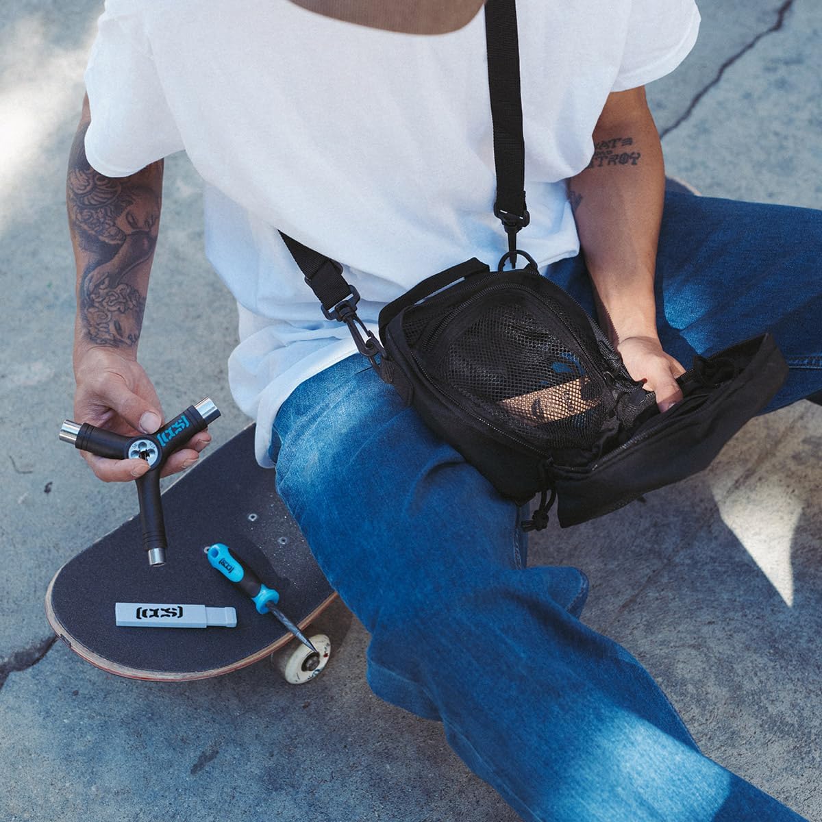 [CCS] Emergency Skate Kit | Hardware, Grip & Skate Tool, Bearings, Wax, & Shoe Laces Options | Skate Trip Essentials | Utility Bag Included Emergency Skate Kit – Deluxe, Black