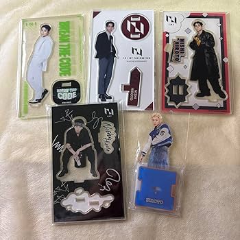 INI - INI 西洸人 アクリルスタンド・アクリルキーホルダー 4種 INI 西洸人 アクリルスタンド まとめ売り - メルカリ